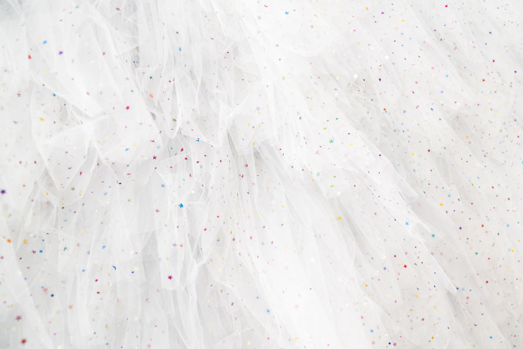 Tulle Fringe Backdrop in White Stars