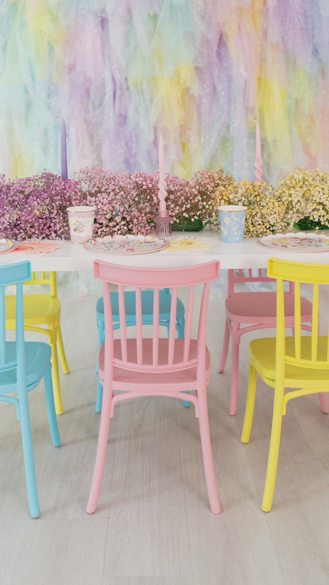 Load video: Tulle Fringe Backdrop in Pastel Rainbow