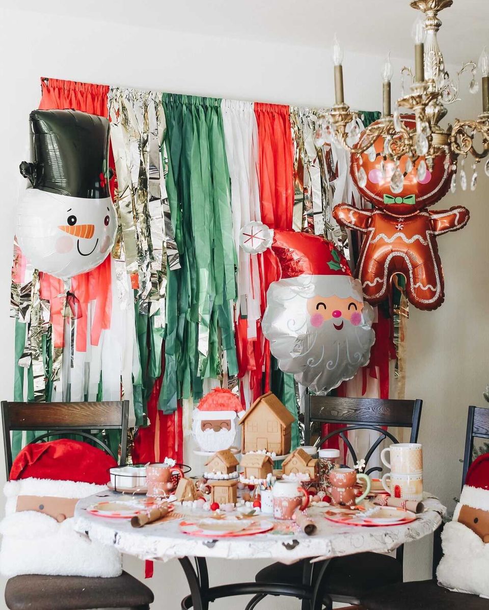 Under The Mistletoe Fringe Backdrop-Backdrops-Oh My Darling Party Co