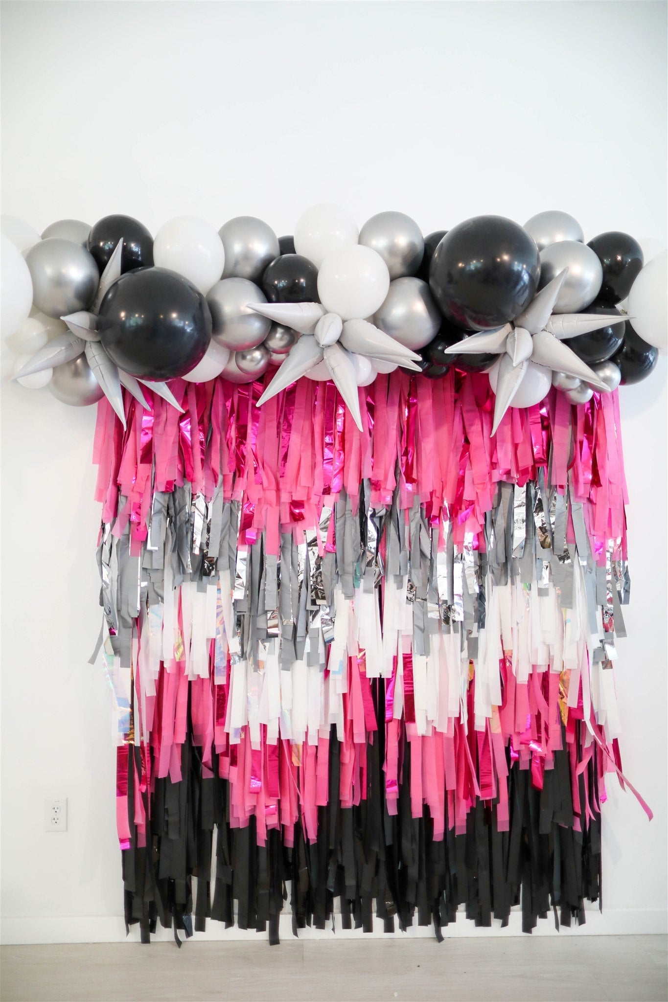 All That Glitters Fringe Backdrop - Oh My Darling Party Co-25th anniversary50th party decoranniversary decor #Fringe_Backdrop#