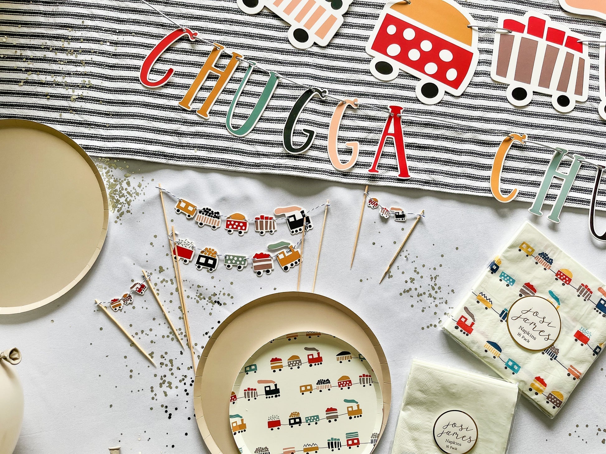 Classic Beige Plate - Oh My Darling Party Co-Airplanebaby showerboho party #Fringe_Backdrop#