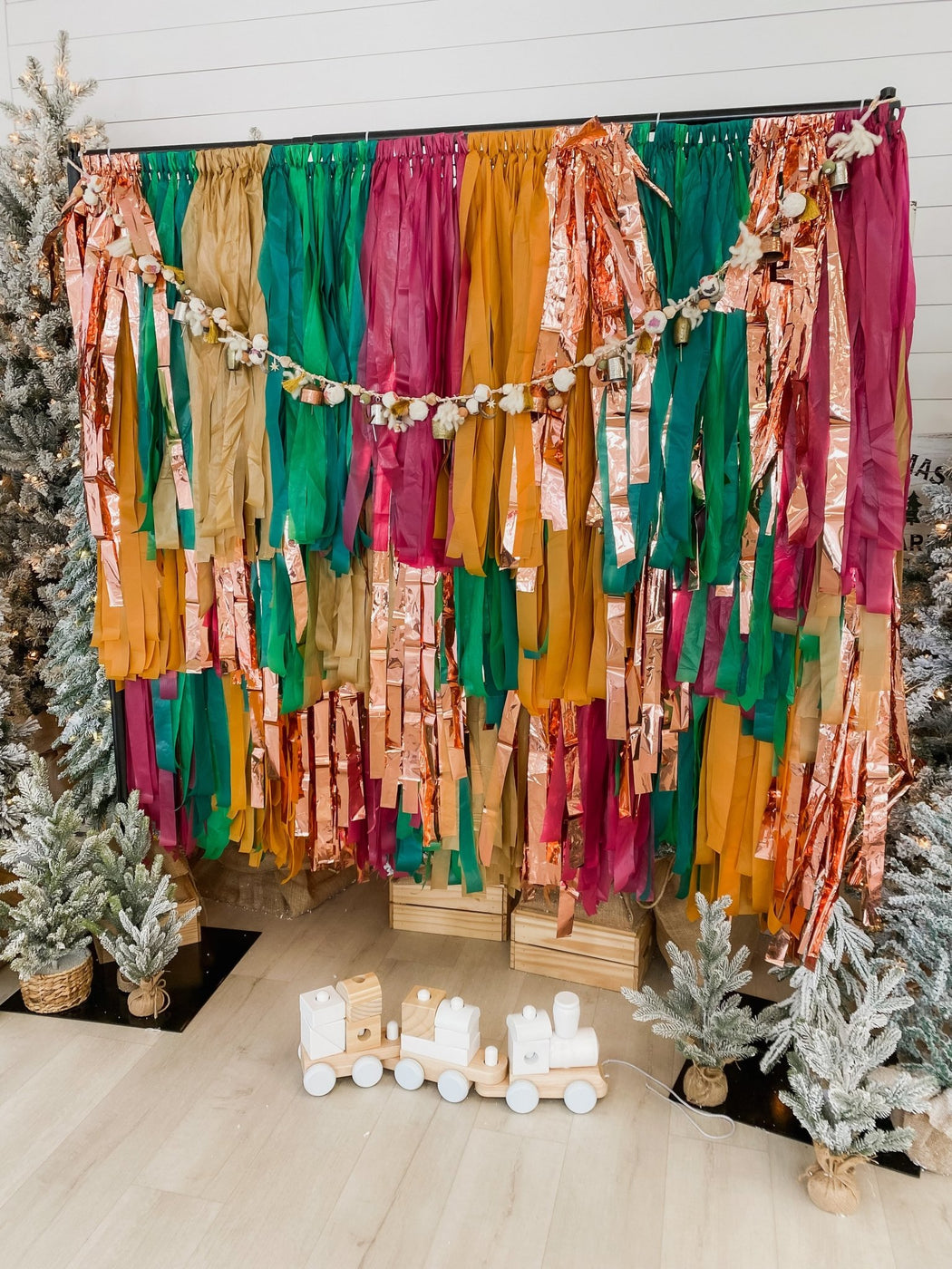 Home For Christmas Backdrop - Oh My Darling Party Co-baby showercaramelchristmas #Fringe_Backdrop#